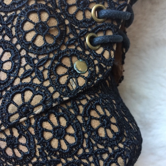 ❌SOLD❌Jeffrey Campbell Lita Mac Crochet Heel Boots - Picture 8 of 8